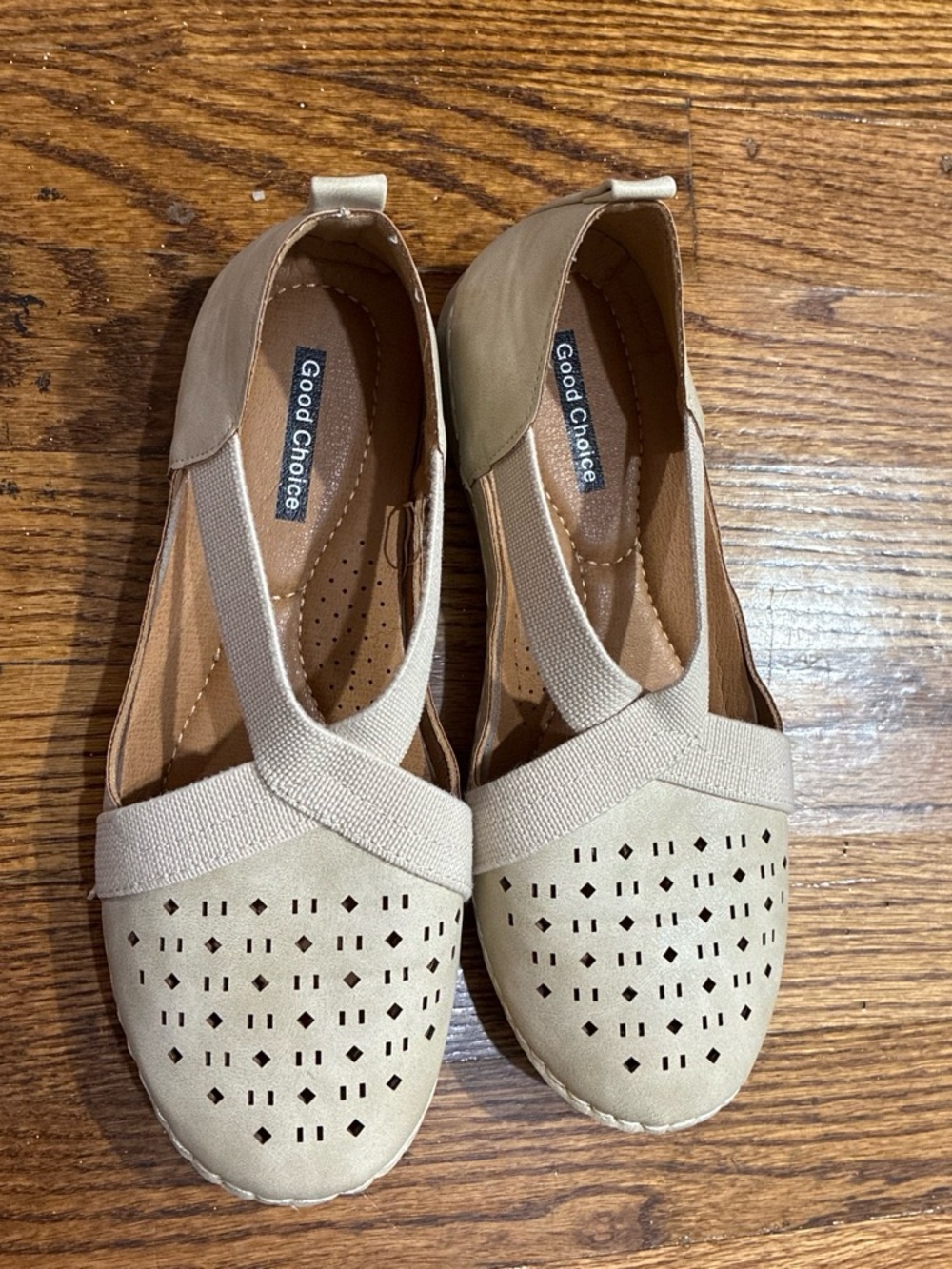 Good Chic Women's Light Beige Perforated Slip-On Flats